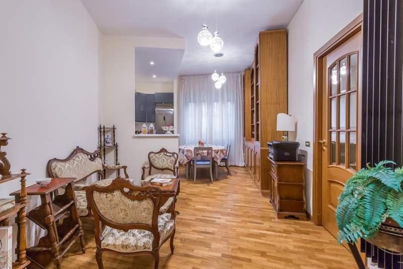 Valla18 Guesthouse Rom Exteriör bild