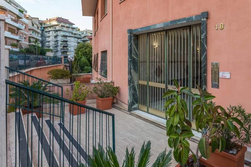 Valla18 Guesthouse Rom Exteriör bild