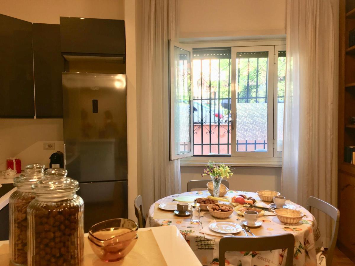 Valla18 Guesthouse Rom Exteriör bild