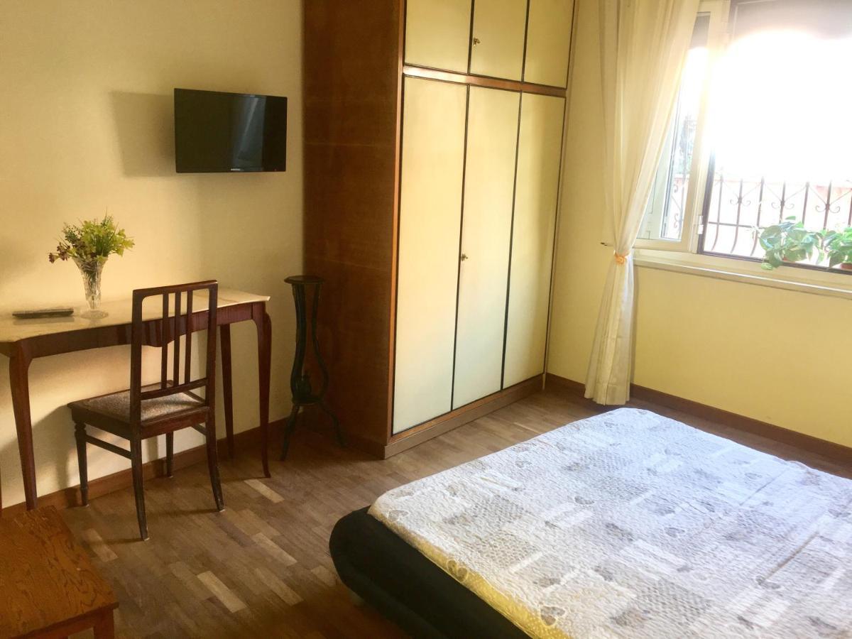 Valla18 Guesthouse Rom Exteriör bild