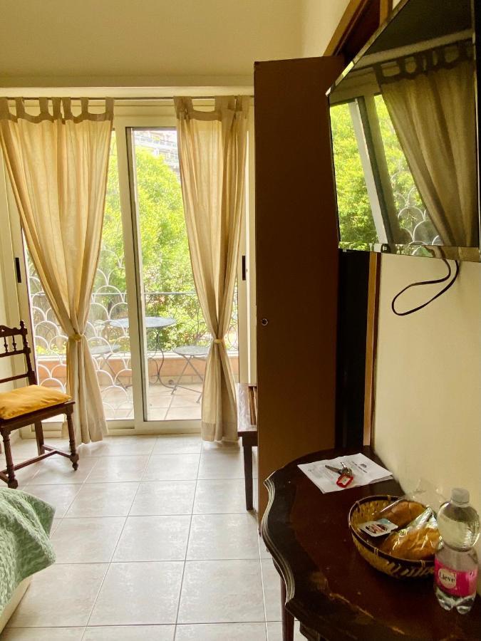 Valla18 Guesthouse Rom Exteriör bild
